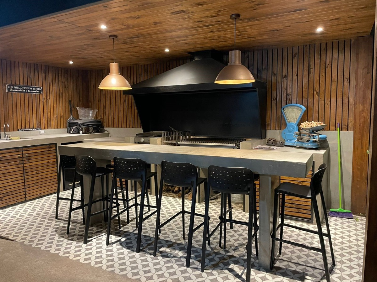 Venta Casa NO 4D en suite Walk-in cl&oacute;set 4B 2E 1B Carlos Ossand&oacute;n - La Reina