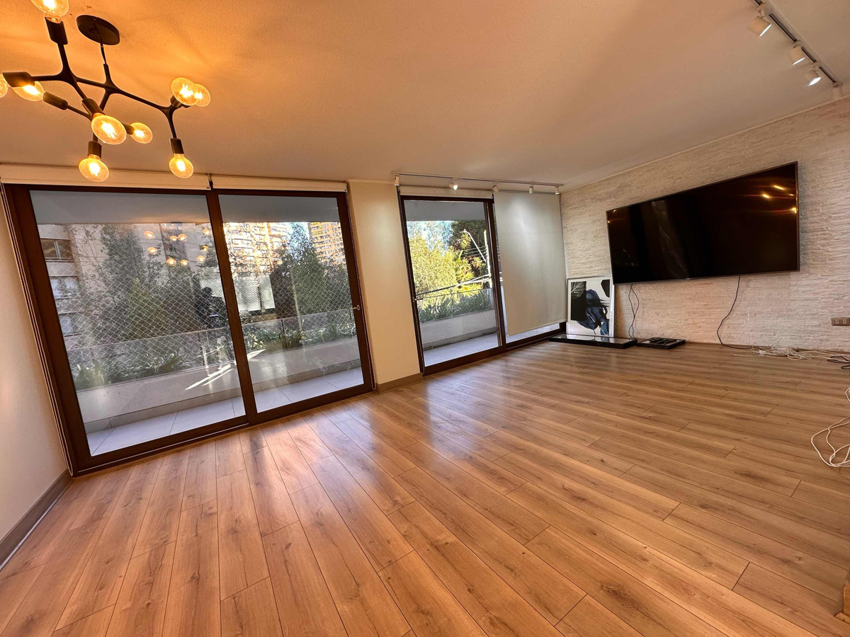 Arriendo Departamento 2D 2B 2E 1B Parque Arauco - Las Condes