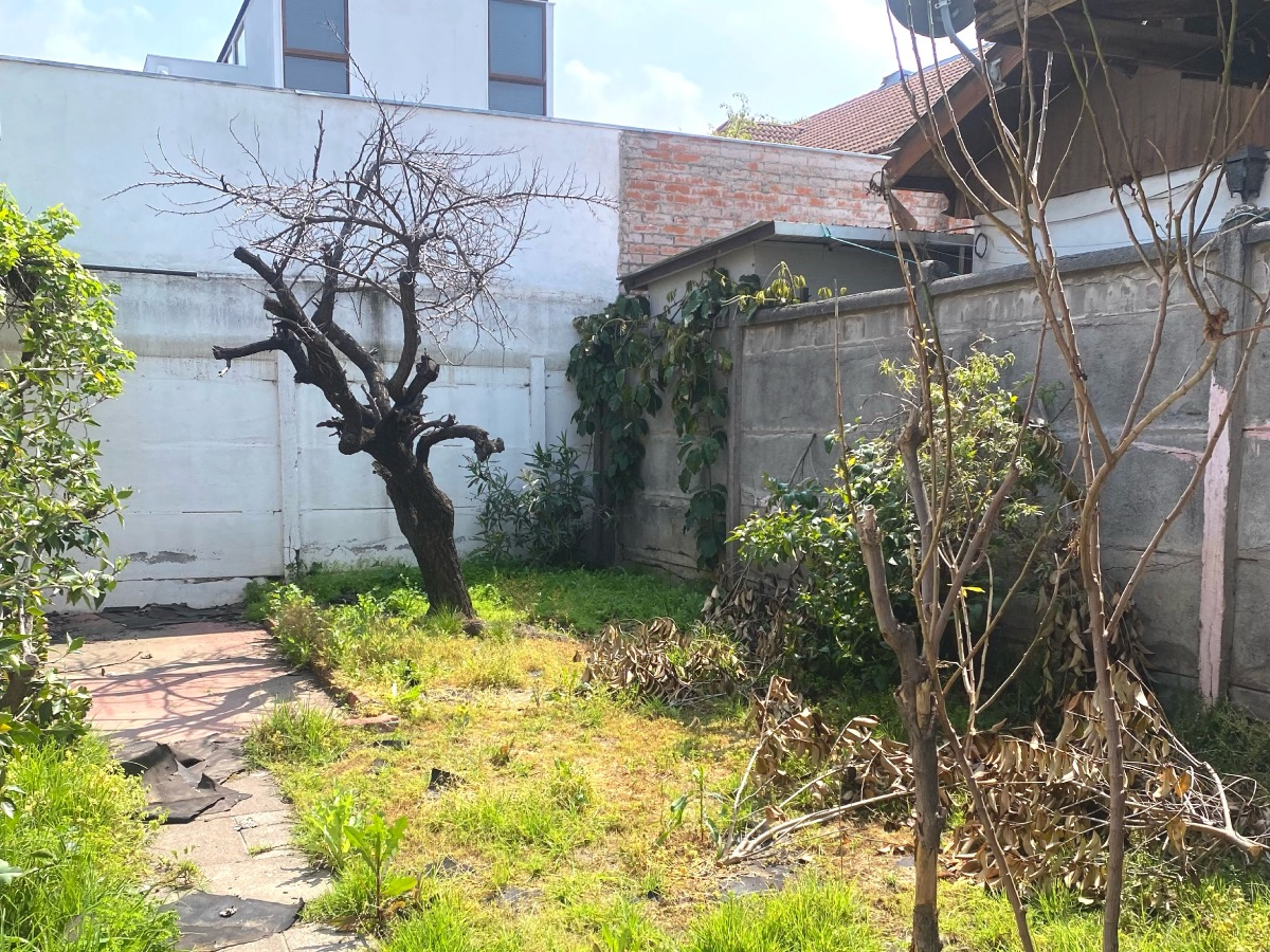 Venta Casa NO 3D 2B 2E 1B Villa El Dorado - Vitacura