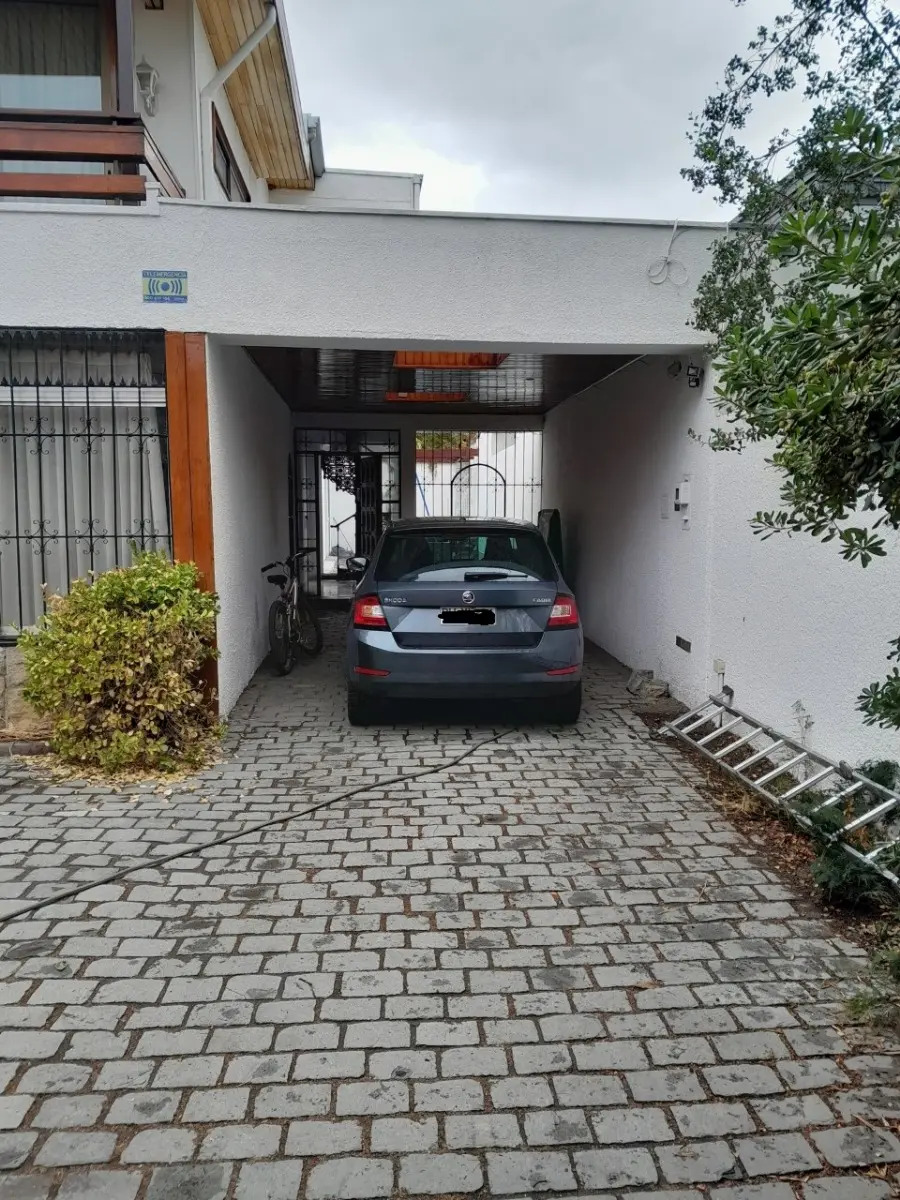 Venta Casa O 4D 4B 3E Metro Bilbao - Providencia