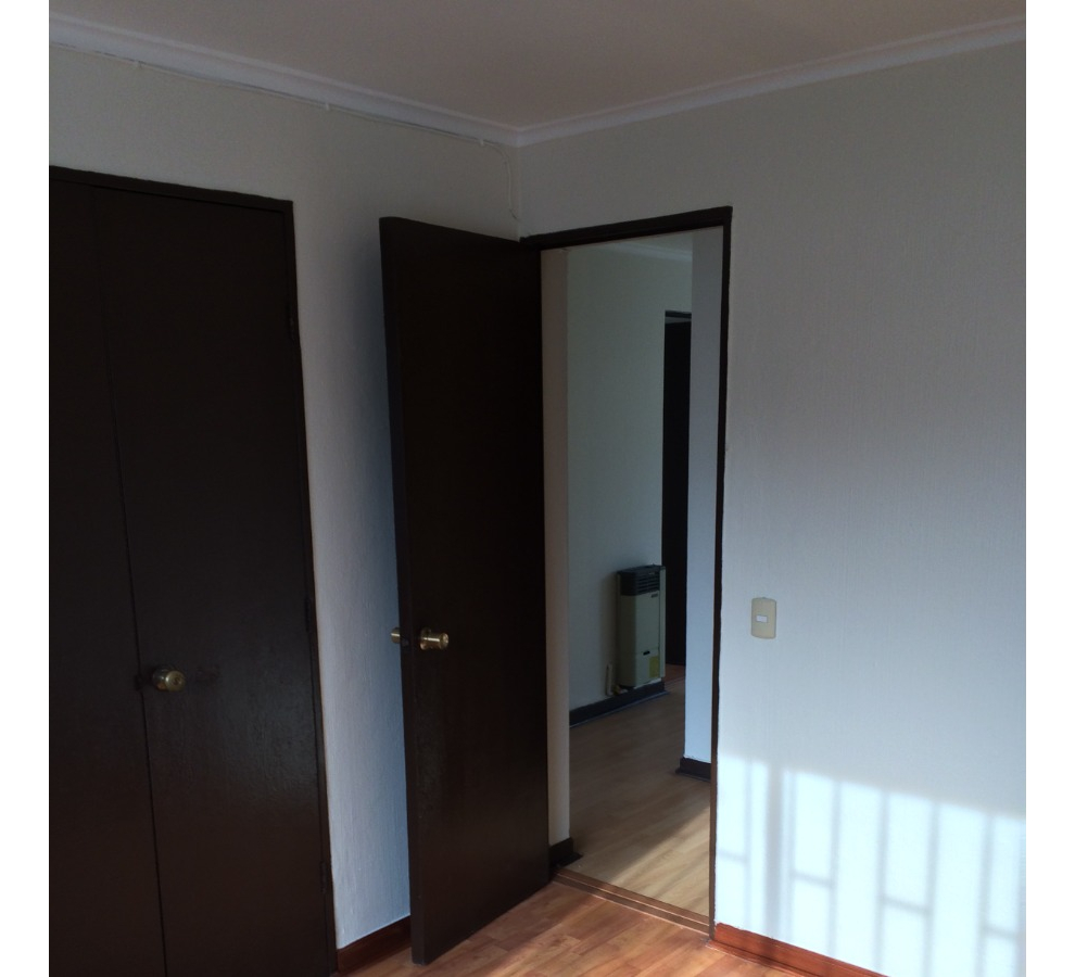 Venta Casa NO 2D 1B 2E Carlos Ossand&oacute;n - La Reina