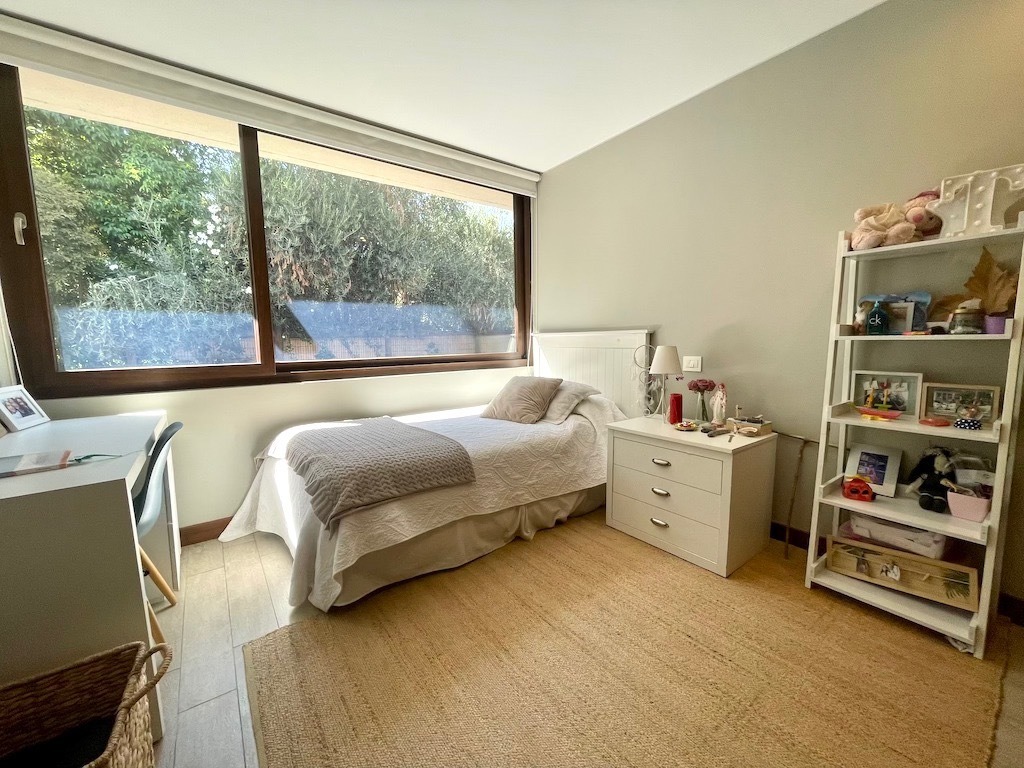 Venta Casa NO 5D en suite Walk-in cl&oacute;set 5B 4E 1B Chicureo - Colina