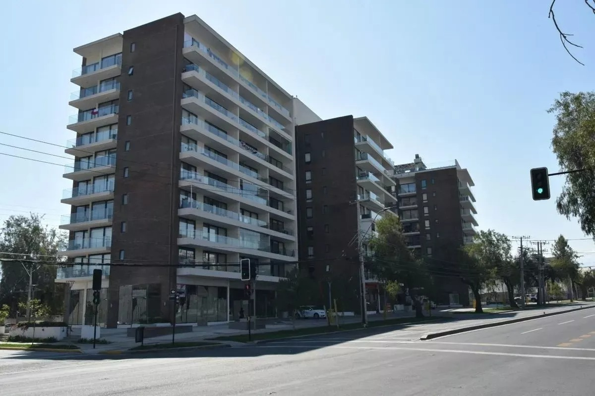 Arriendo Departamento SO 2D en suite 2B 1E 1B Metro Hernando de Magallanes - Las Condes