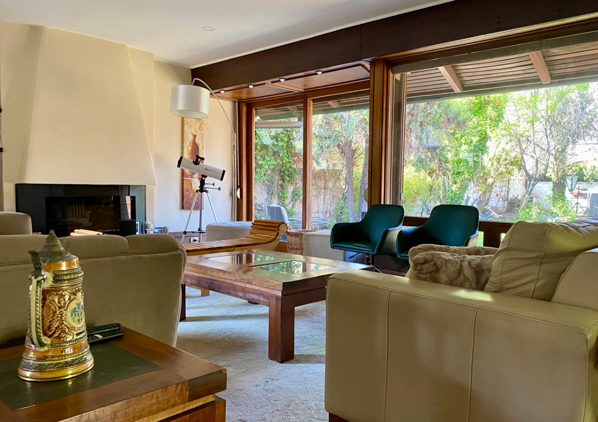 Arriendo Casa NO 4D en suite Walk-in cl&oacute;set 3B 2E 1B Sebasti&aacute;n Elcano - Las Condes