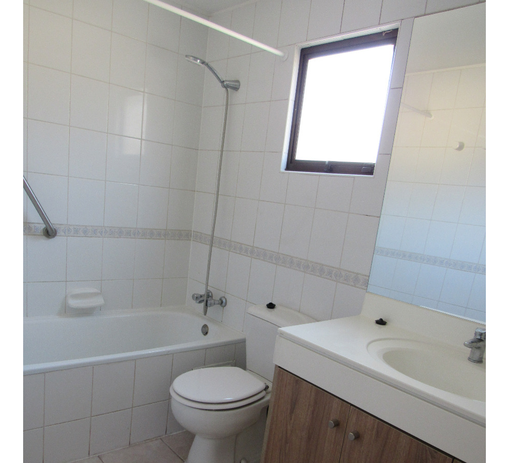 Arriendo Casa 4D San Carlos de Apoquindo - Las Condes