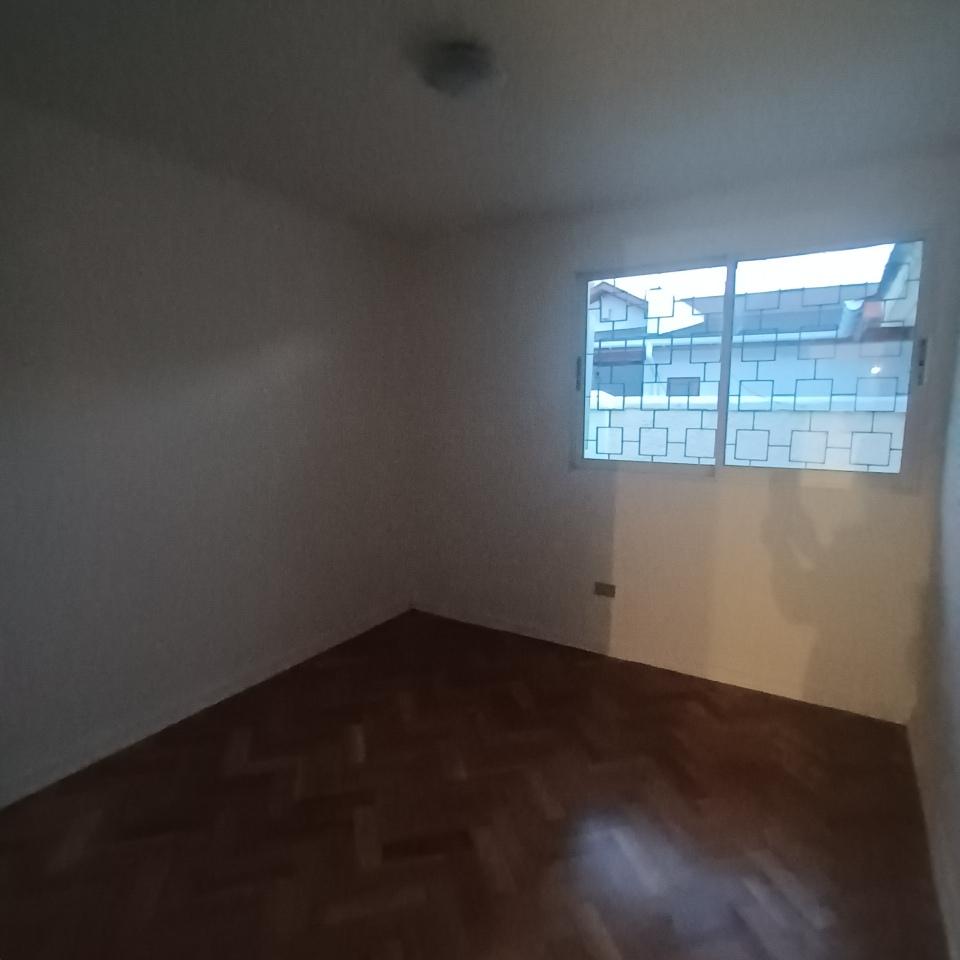 Arriendo Casa 3D 2B 3E 1B Metro Pr&iacute;ncipe de Gales - Country Club - La Reina