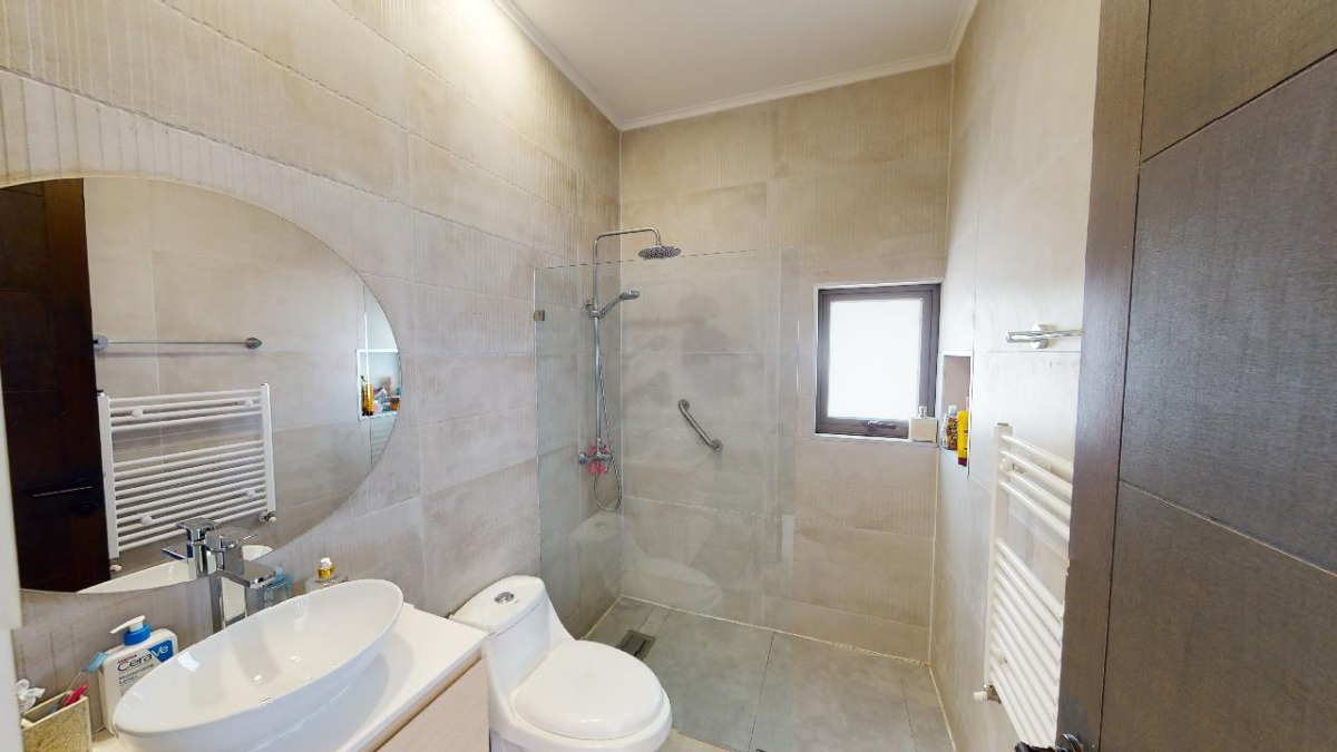 Arriendo Casa NP 4D en suite Walk-in cl&oacute;set 5B 5E 1B La Reina Alta - La Reina