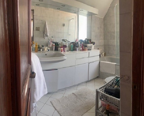 Arriendo Casa NP 5D en suite Walk-in cl&oacute;set 3B 2E 1B Los Dominicos - Las Condes