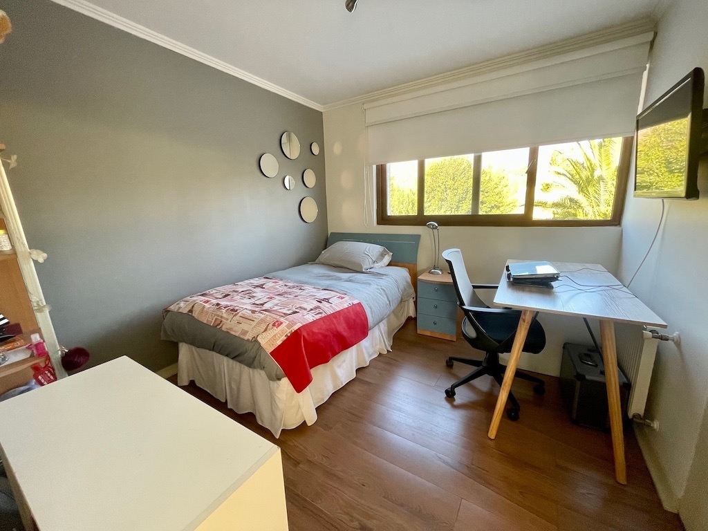 Venta Casa O 5D en suite Walk-in cl&oacute;set 5B 2E 2B Chicureo - Colina