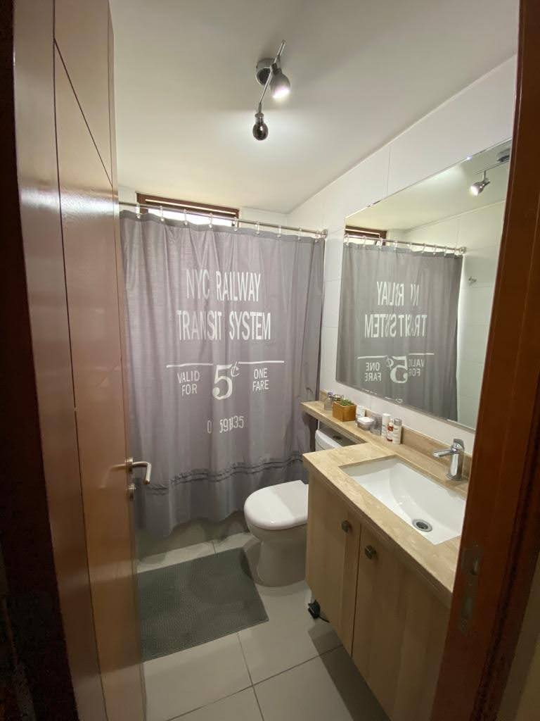 Venta Departamento SO 2D en suite 2B 1E 1Bd Los Leones - Providencia