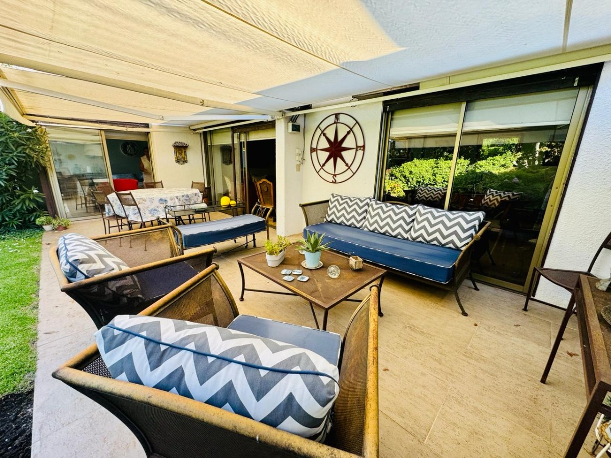 Venta Casa NO 3D 2B 2E Juan XXIII - Vitacura