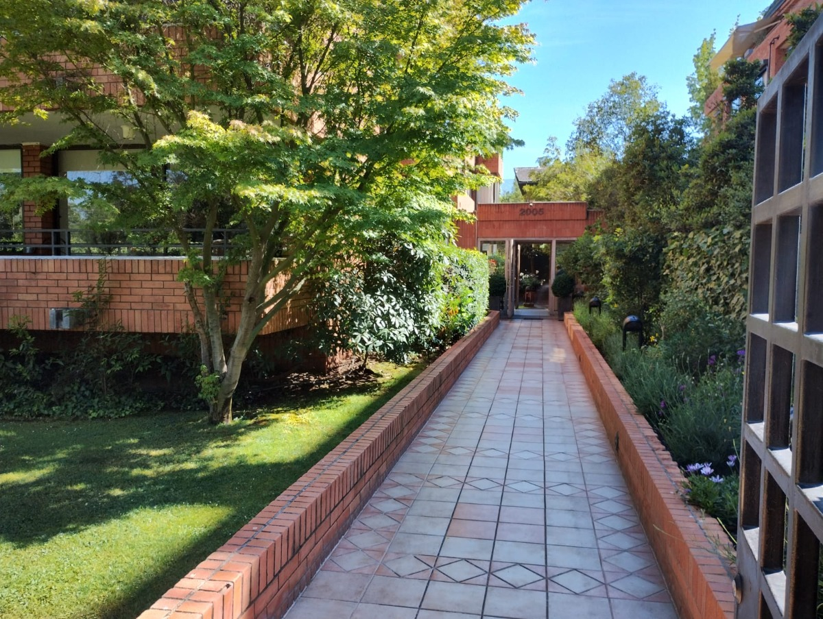 Venta Departamento 4D en suite Walk-in cl&oacute;set 4B 2E 1B Jard&iacute;n Del Este - Vitacura