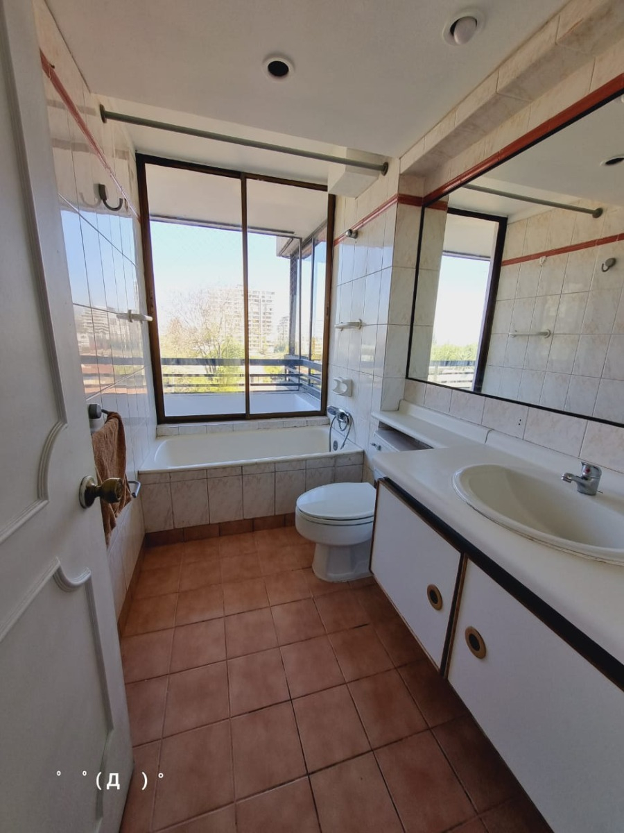 Venta Departamento SP 3D en suite 3B 1E 1B Vaticano - Las Condes