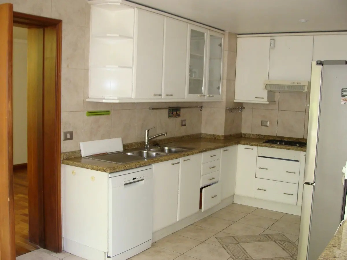 Venta Departamento NO 4D en suite Walk-in cl&oacute;set 5B 3E 1B Barrio El Golf - Las Condes