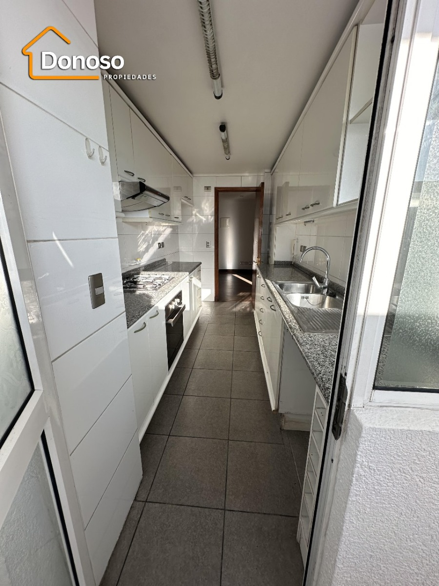 Arriendo Departamento SP 3D en suite Walk-in cl&oacute;set 3B 1E 1B Parque Arauco - Las Condes