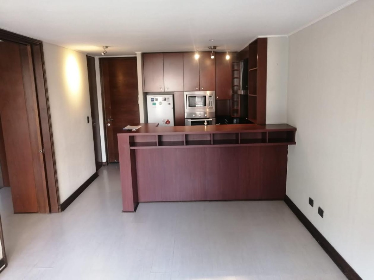 Arriendo Departamento 1D en suite 1B 1E 1B Barrio El Golf - Las Condes