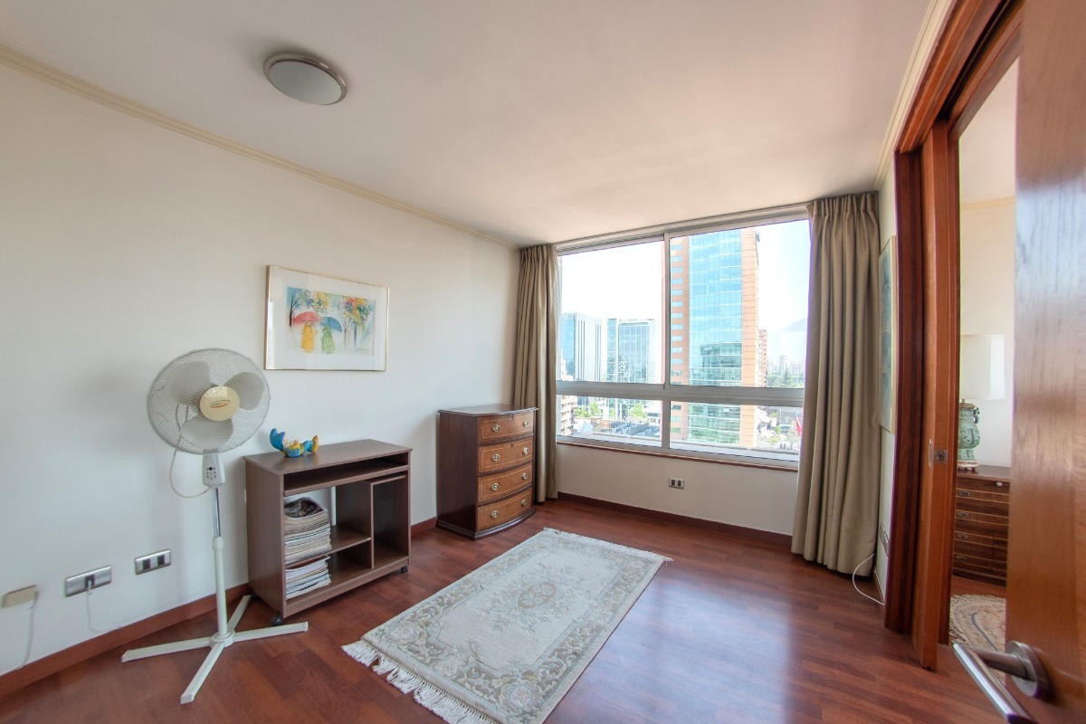 Venta Departamento SO 4D en suite Walk-in cl&oacute;set 4B 3E 1B Metro Escuela Militar - Las Condes