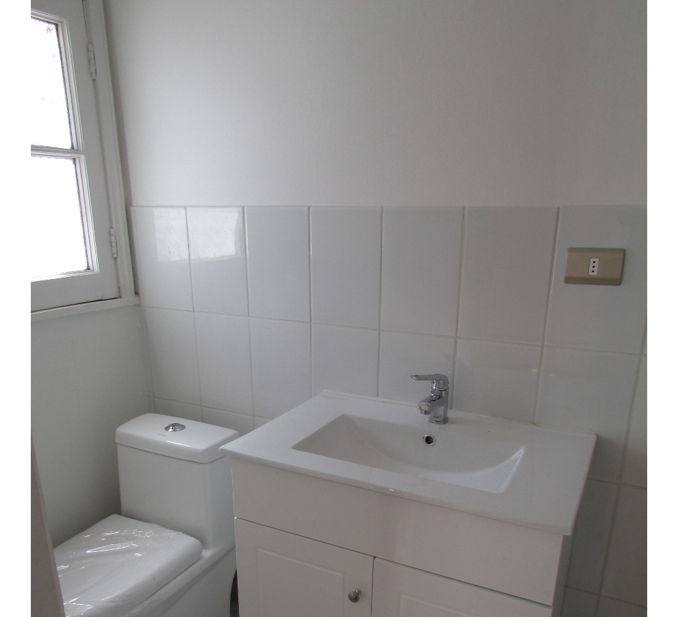 Arriendo Casa S 4D 4B 2E 1B Rotonda Atenas - Las Condes