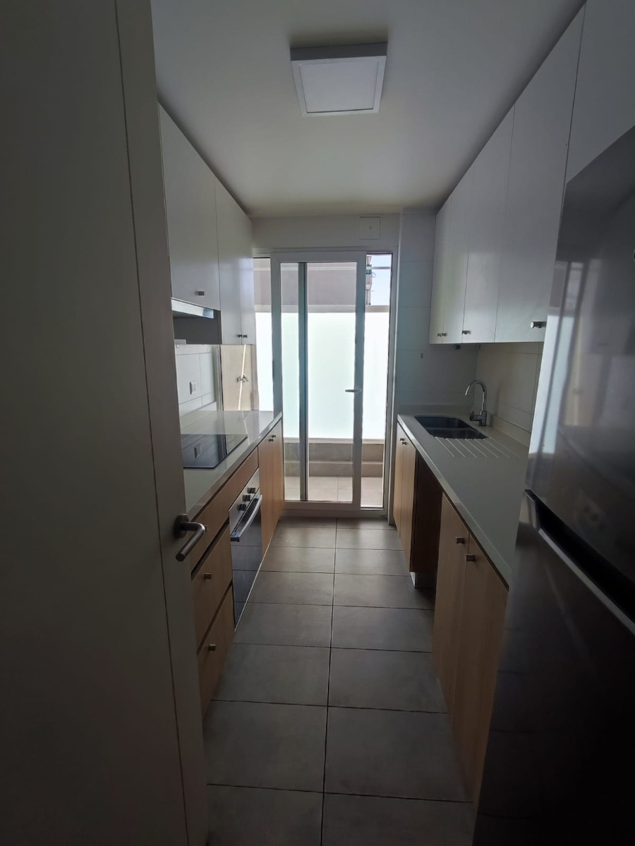 Venta Departamento NO 2D en suite Walk-in cl&oacute;set 2B 2E 1B Blest Gana - La Reina