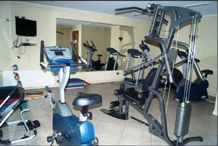 Arriendo Departamento O 2D en suite Walk-in cl&oacute;set 2B 1E 1B Barrio El Golf - Las Condes