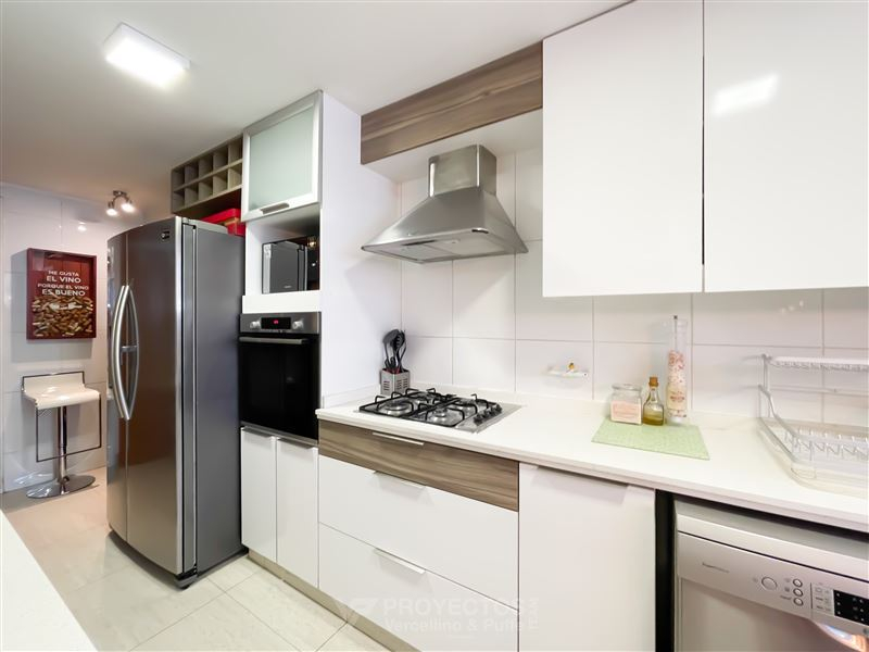 Venta Departamento Nor-Oriente 3D en suite Walk-in cl&oacute;set 4B 1E 1B Metro Manquehue - Apumanque - Las Condes