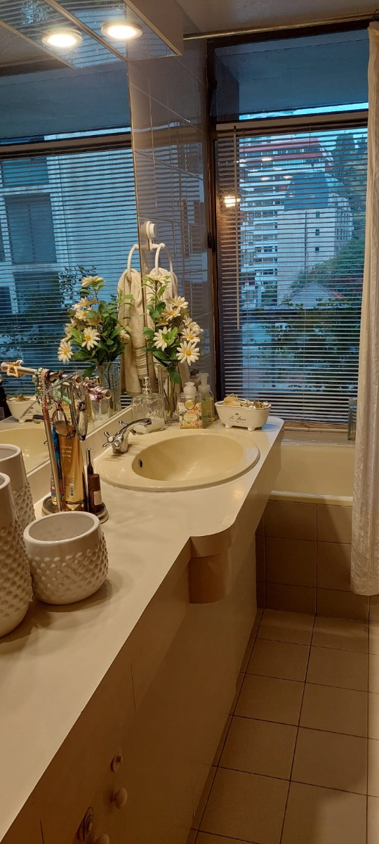 Venta Departamento SP 4D en suite 3B 2E 1B Barrio El Golf - Las Condes
