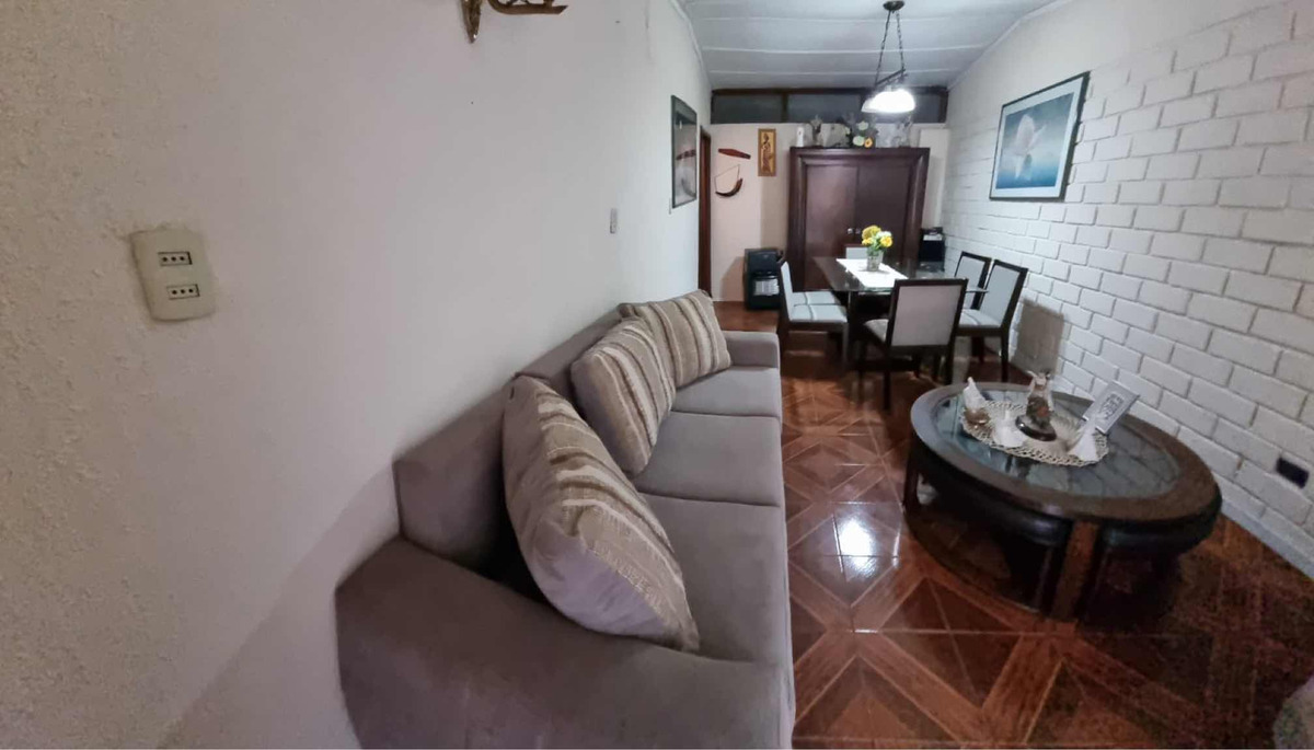 Venta Casa 2D 1B 2E Rotonda Atenas - Las Condes