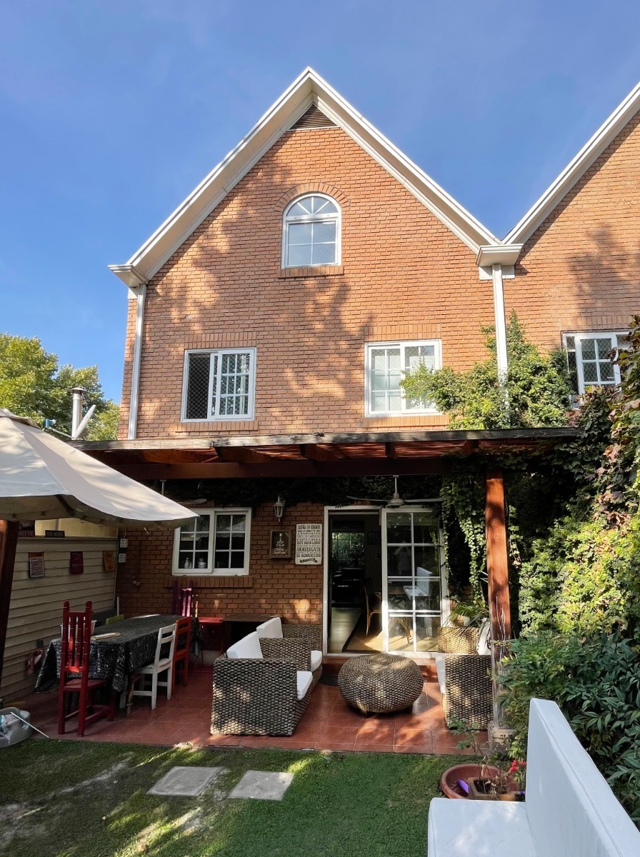 Venta Casa NO 5D en suite Walk-in cl&oacute;set 4B 1E 1B La Dehesa - Lo Barnechea