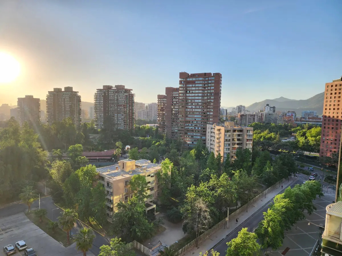 Arriendo Departamento NO 3D en suite Walk-in cl&oacute;set 2B 1E 1B Nueva Las Condes - Las Condes