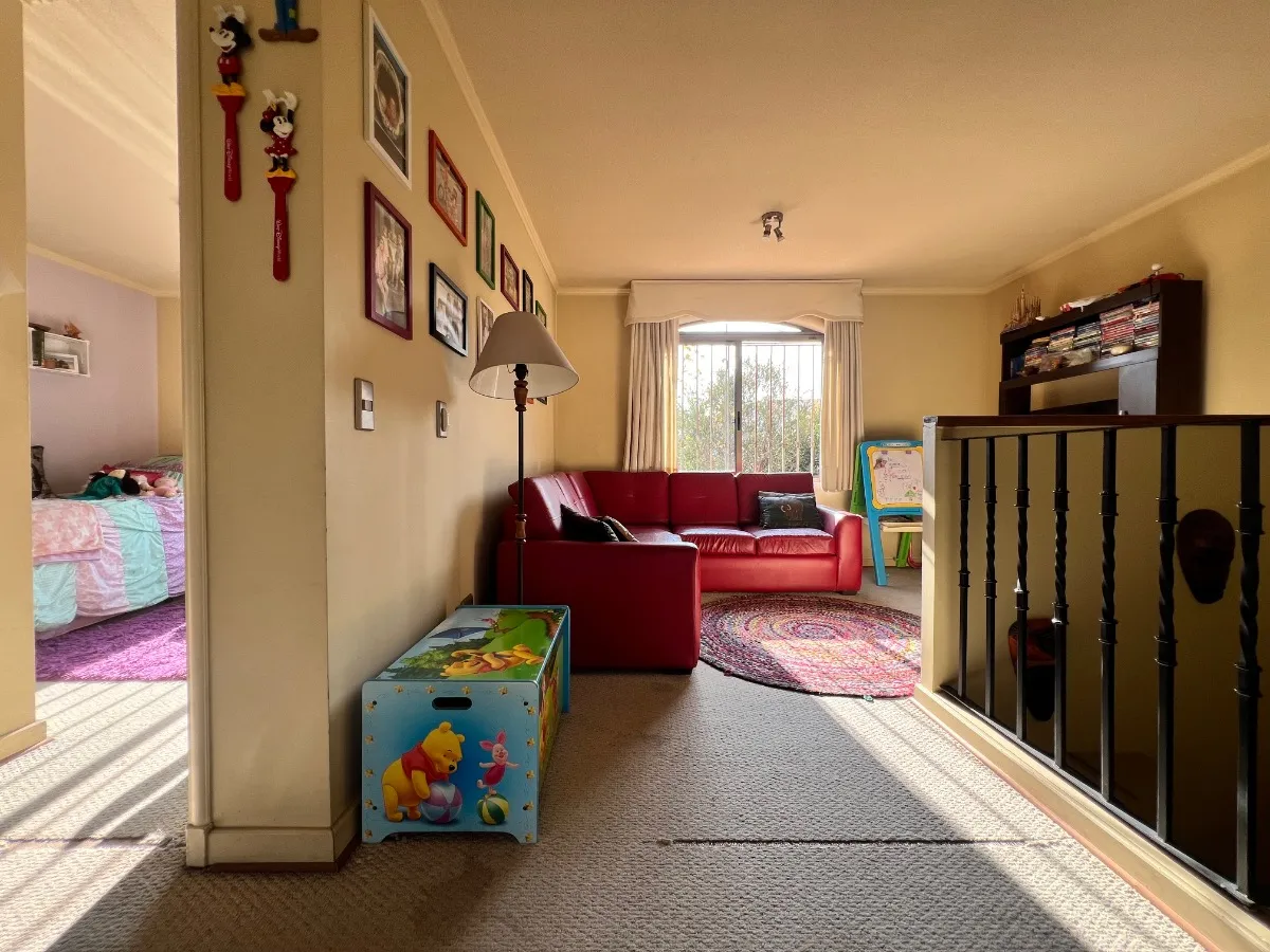 Venta Casa NO 5D WI cl&oacute;set Suite 4B 2E 1Bd La Dehesa - Lo Barnechea