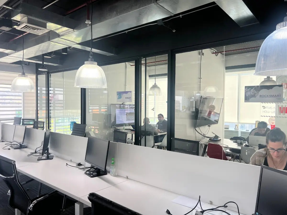 Arriendo Oficina NO 5B 6E 2B Ciudad Empresarial - Huechuraba