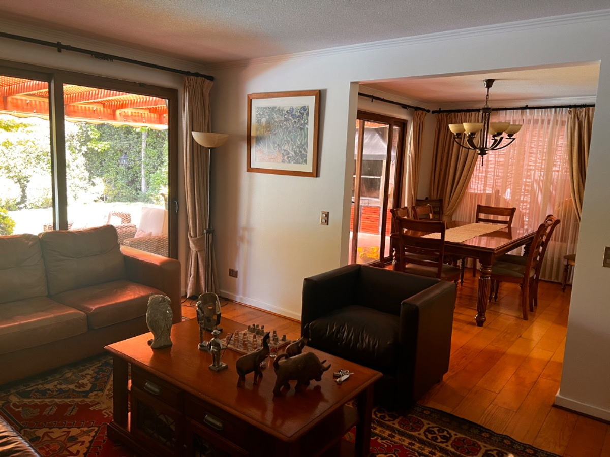 Venta Casa NP 4D 4B 2E La Dehesa - Lo Barnechea