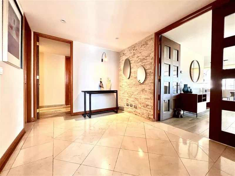 Venta Departamento SO 4D en suite Walk-in cl&oacute;set 5B 3E 1B Villa El Dorado - Vitacura