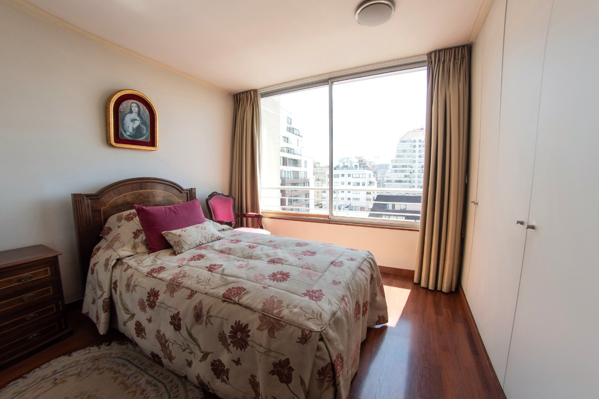 Venta Departamento SO 4D en suite Walk-in cl&oacute;set 4B 3E 1B Metro Escuela Militar - Las Condes