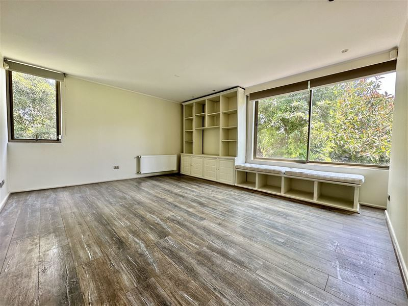 Arriendo Casa NorOriente-Poniente 5D 3B 2E 1B Jard&iacute;n Del Este - Vitacura