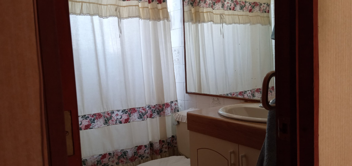 Venta Casa O 4D 3B 1E  - Las Condes