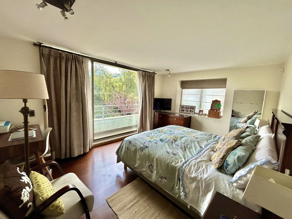 Venta Casa S 3D en suite Walk-in cl&oacute;set 3B 3E 1B Los Trapenses - Lo Barnechea