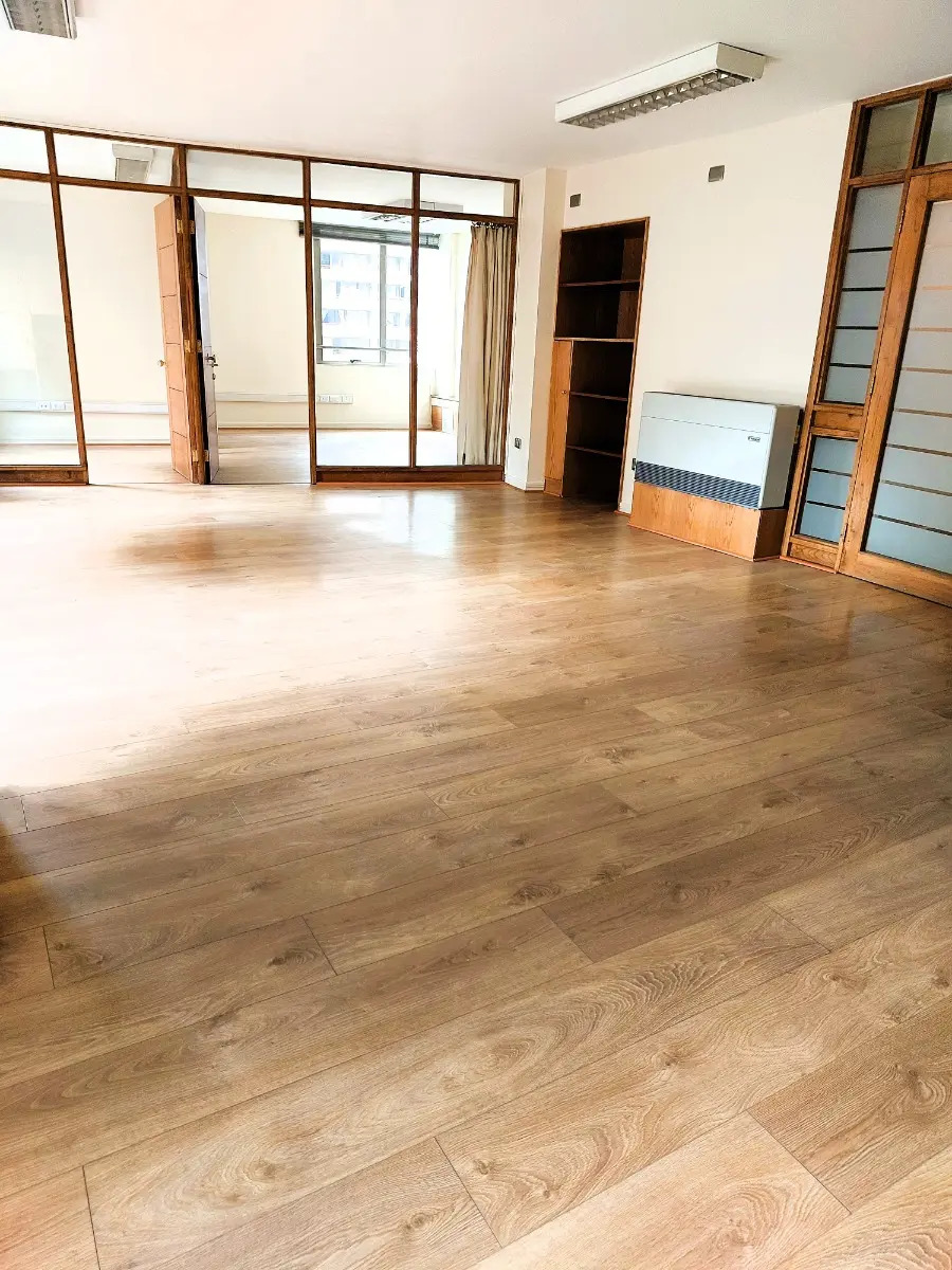 Arriendo Oficina SO 4B 2E Barrio El Golf - Las Condes