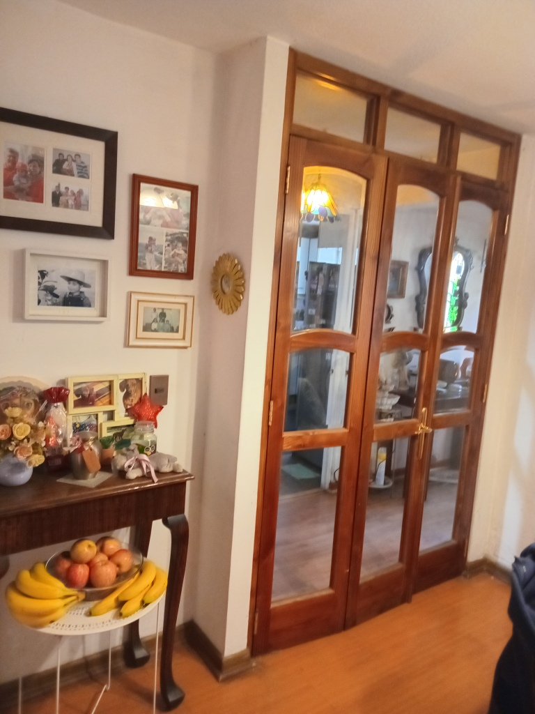 Venta Casa 4D 3B 1E Troncos Viejos - La Reina