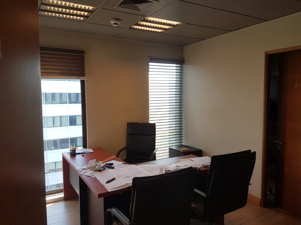 Arriendo Oficina S 2B 3E Parque Bicentenario - Vitacura