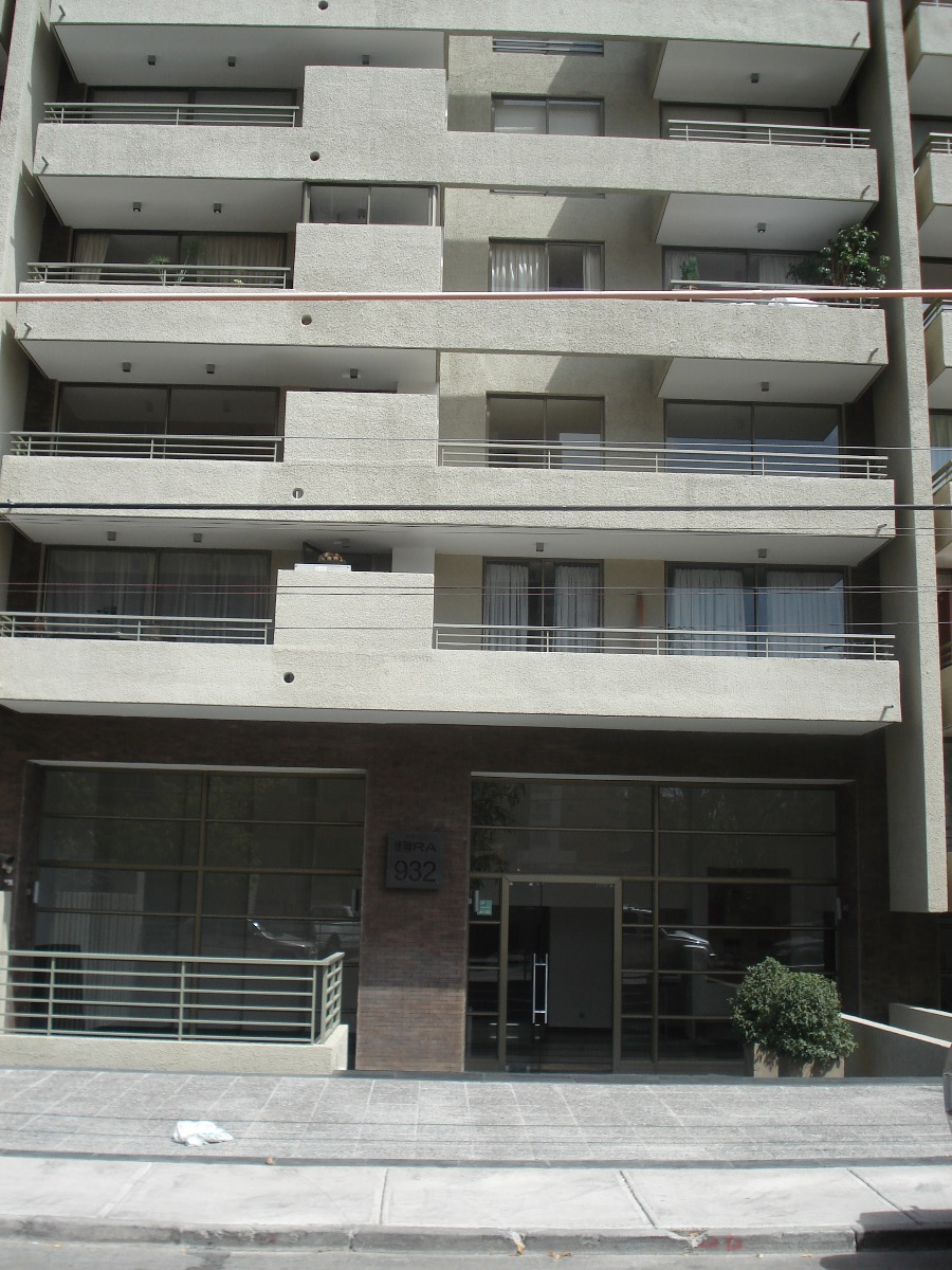 Arriendo Departamento SO 3D en suite Walk-in cl&oacute;set 2B 2E 1B Alto Las Condes - Las Condes
