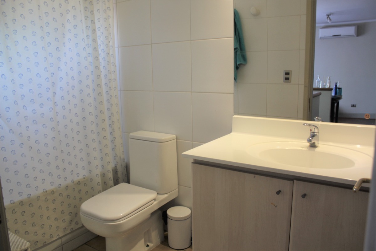 Venta Casa O 5D en suite Walk-in cl&oacute;set 4B 2E Chicureo - Colina
