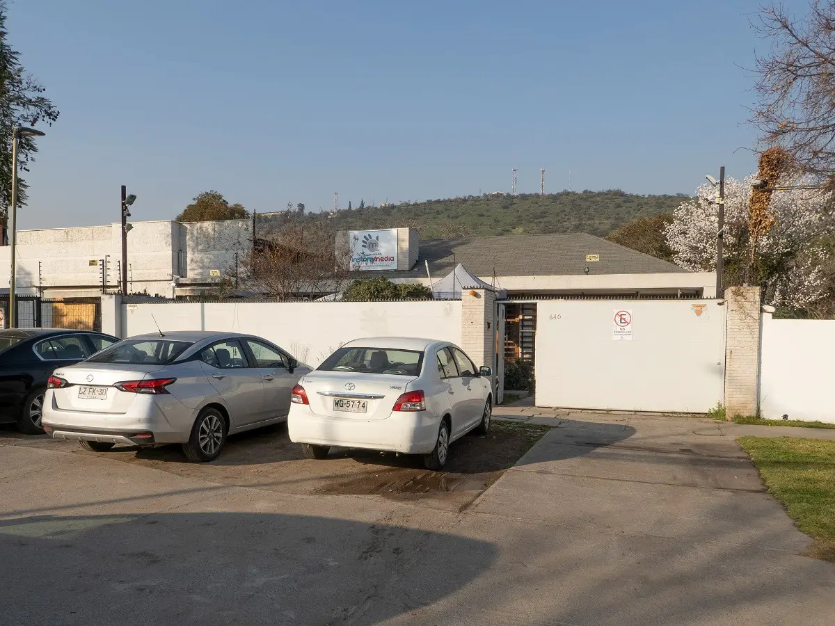 Arriendo Oficina P 2B 6E 3B Los Dominicos - Las Condes