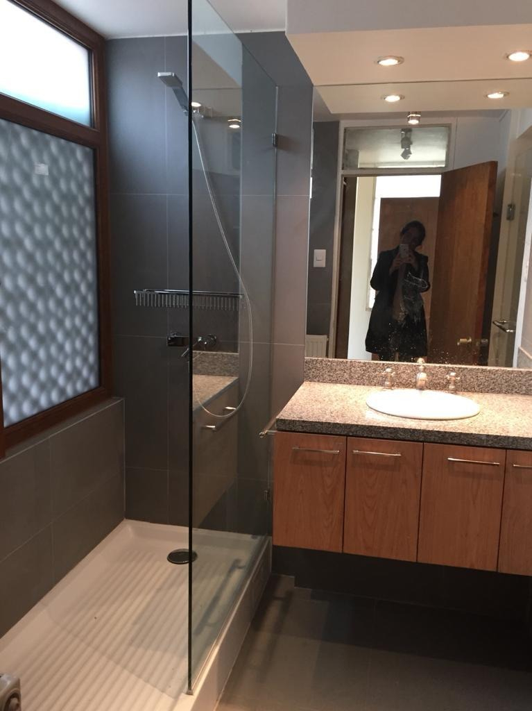 Arriendo Casa 3D en suite Walk-in cl&oacute;set 3B 1E Estoril - Las Condes