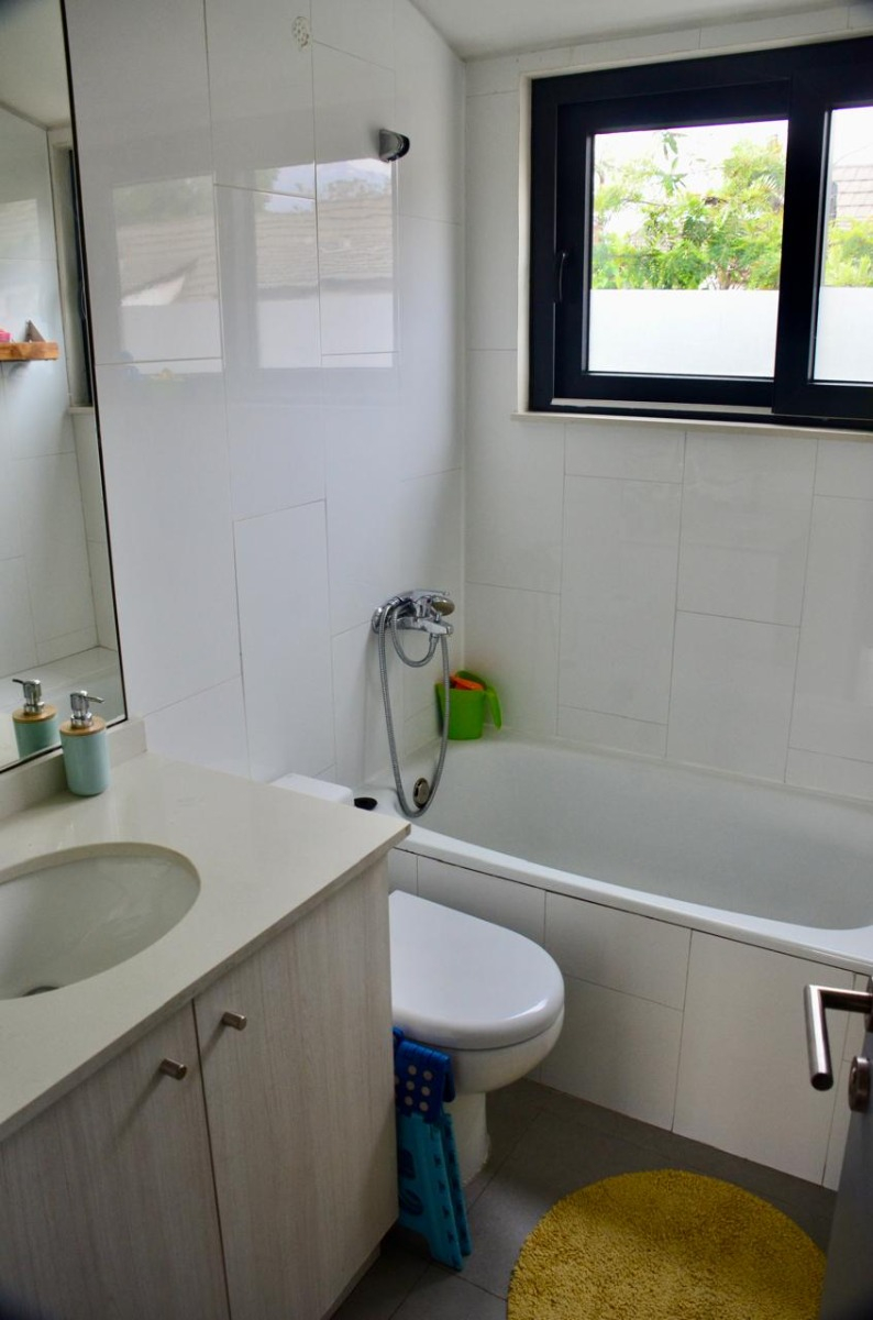 Venta Casa 5D en suite 4B 2E 1B Metro Escuela Militar - Las Condes