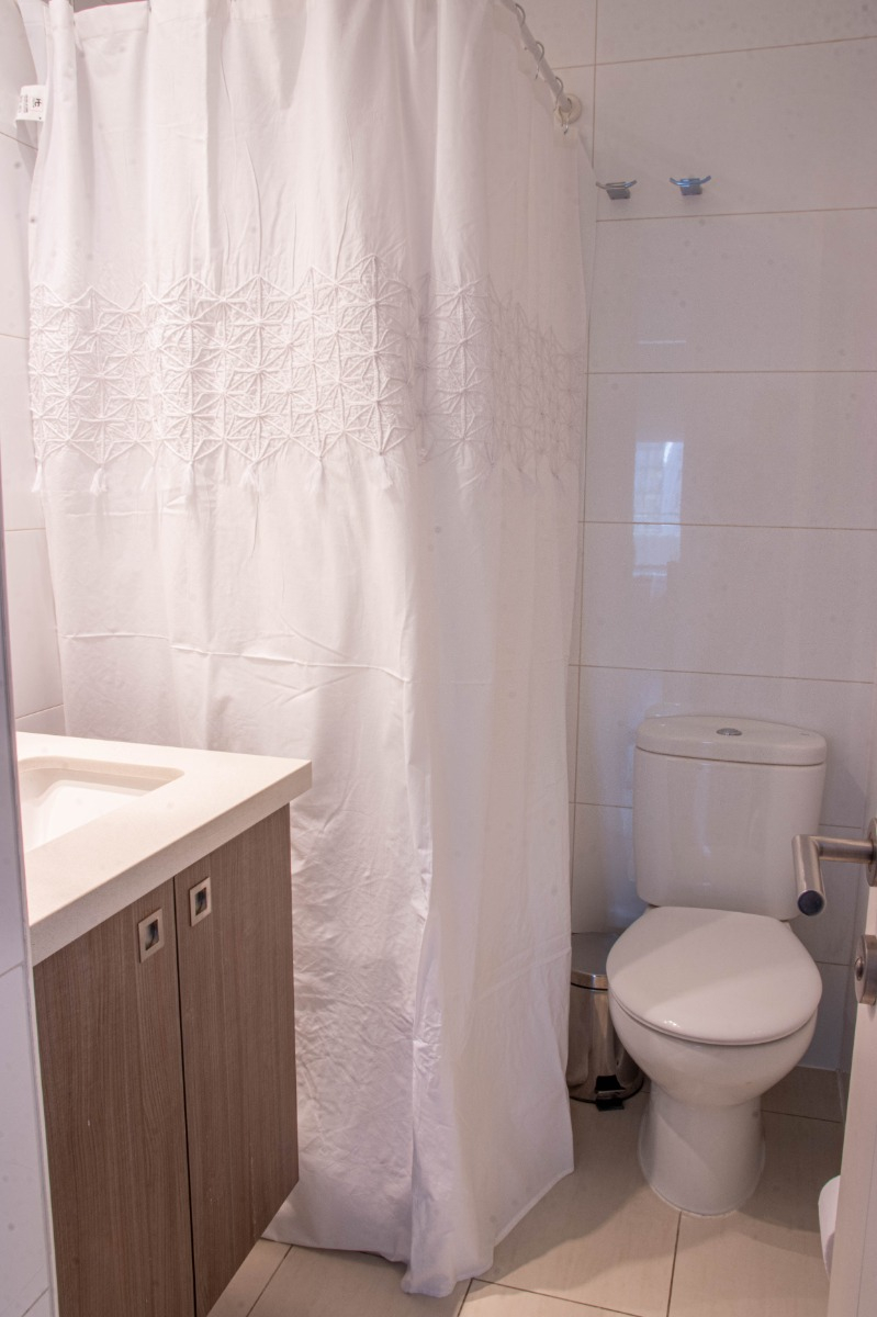 Arriendo Departamento 2D Parque Arauco - Las Condes
