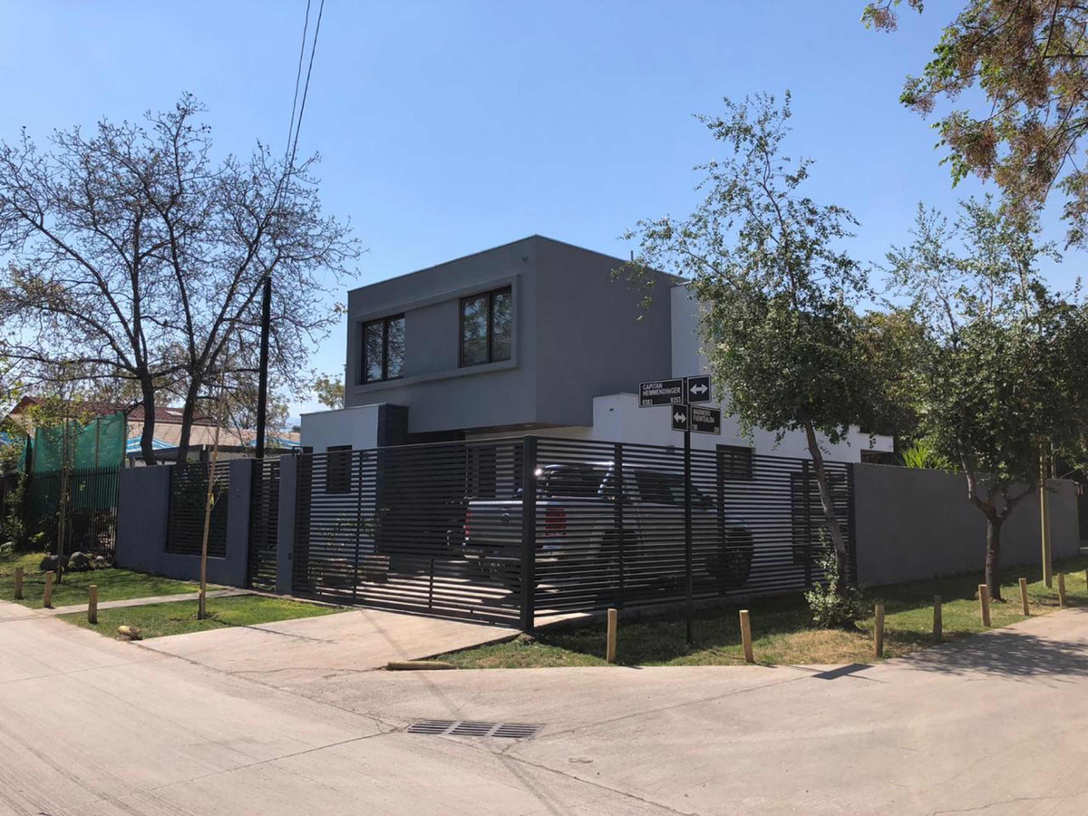 Venta Casa 5D 4B 3E Estoril - Las Condes