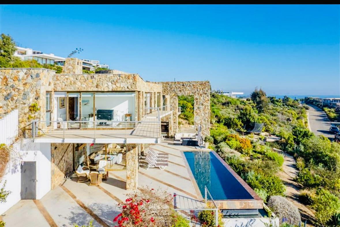 Venta Casa NP 7D en suite Walk-in cl&oacute;set 7B 6E 1B Las Cujas - El Pangue - Zapallar