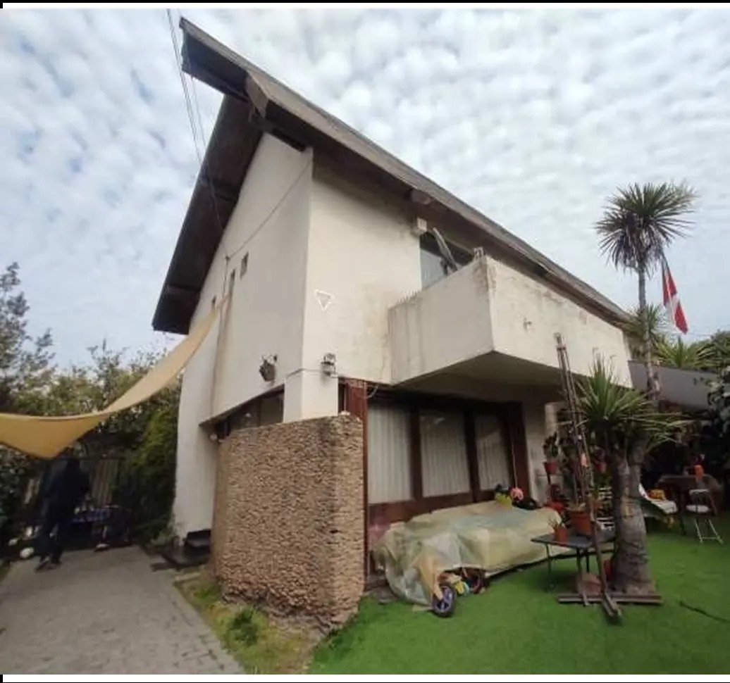 Venta Casa O 4D 2B 2E Campus Oriente - Providencia