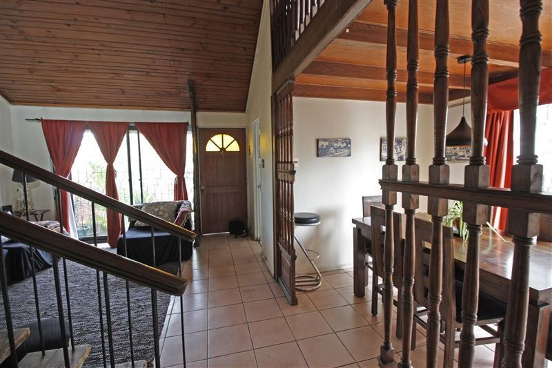 Venta Casa 3D en suite 2B 1E 1B Rotonda Atenas - Las Condes